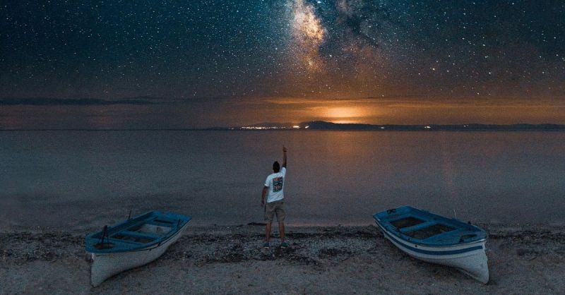 {slide.module_style.background.background_image.alt}