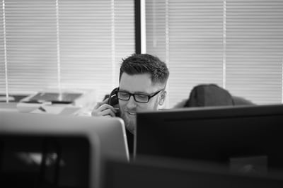 How to nail a great voicemail greeting | Dstny