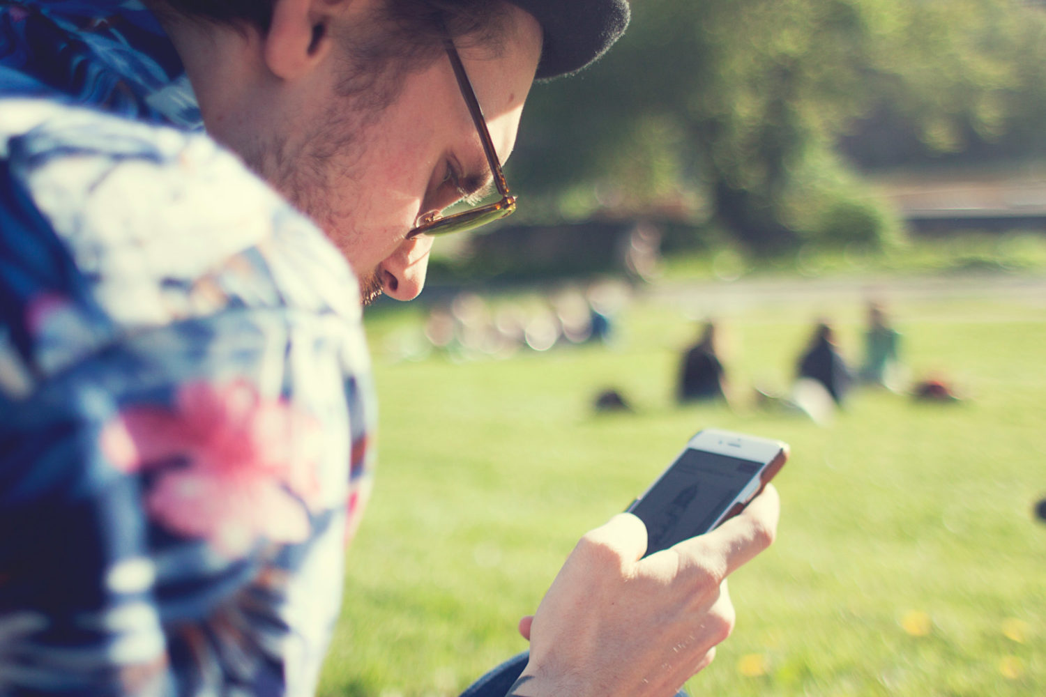 4 mistakes you make with your phone | Dstny